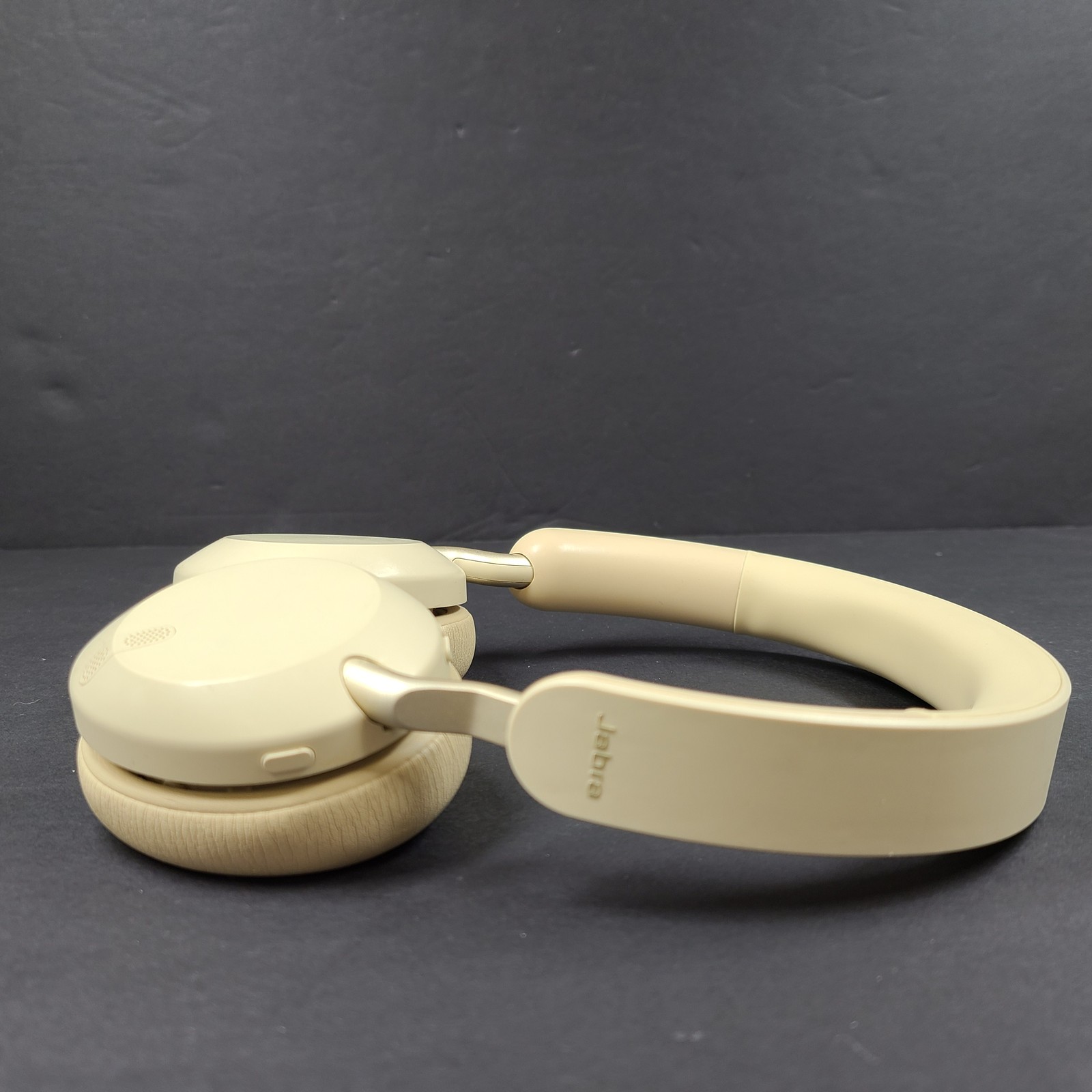 Jabra Elite 45h HSC110W Wireless Bluetooth On-Ear Headphones – Grade B Beige