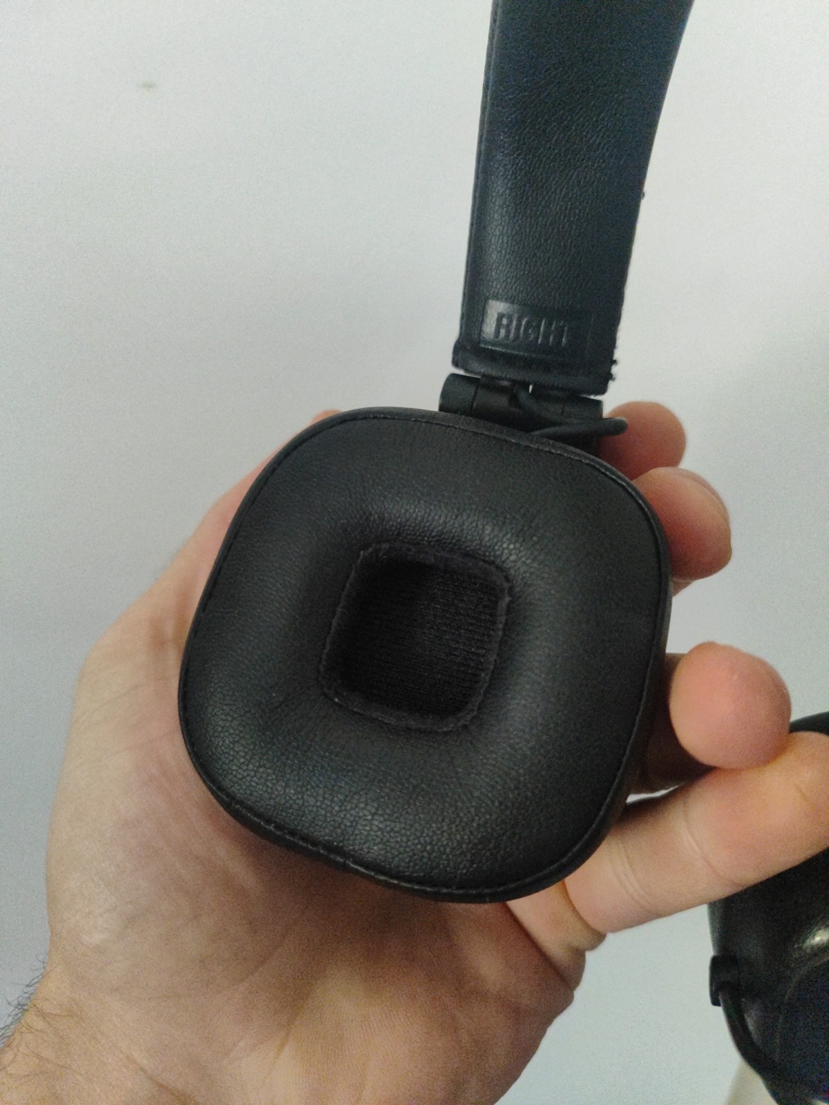 Marshall Major IV 80+ Hours Playtime,Wireless Earphones Black