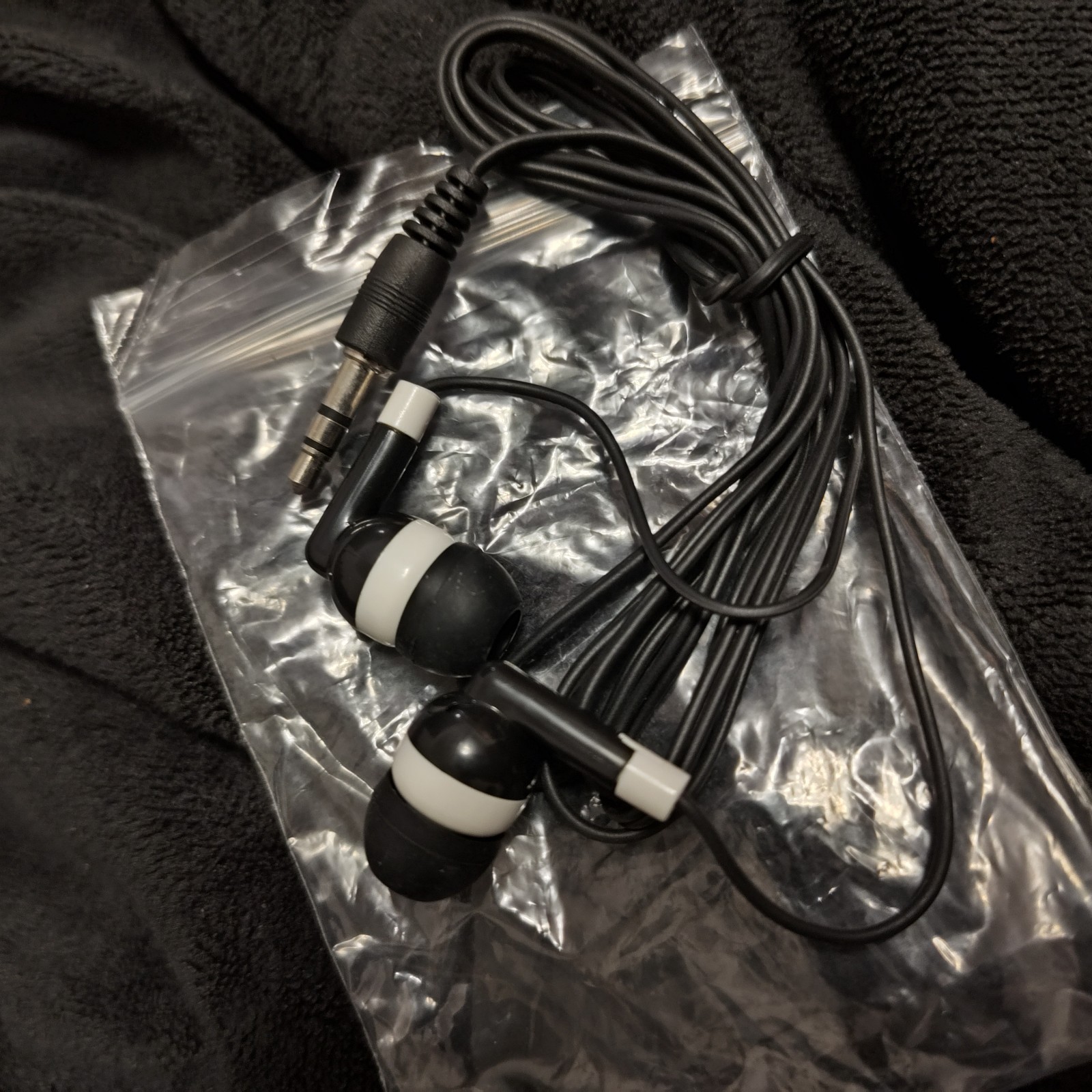 5 PAIR 3.5mm In-ear Earbuds Headphones – Wired Jack Earphone Stereo – US Seller
