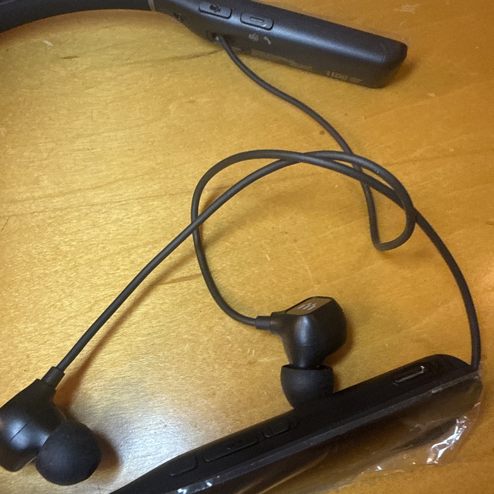 Sennheiser EPOS ADAPT 460T Bluetooth Headset SCBT17 InEar Neckband NO CASE