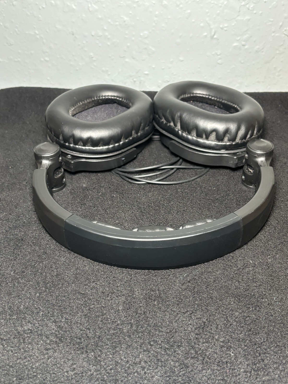 Monoprice Premium Hi-Fi DJ Style Over-the-Ear Pro Headphones