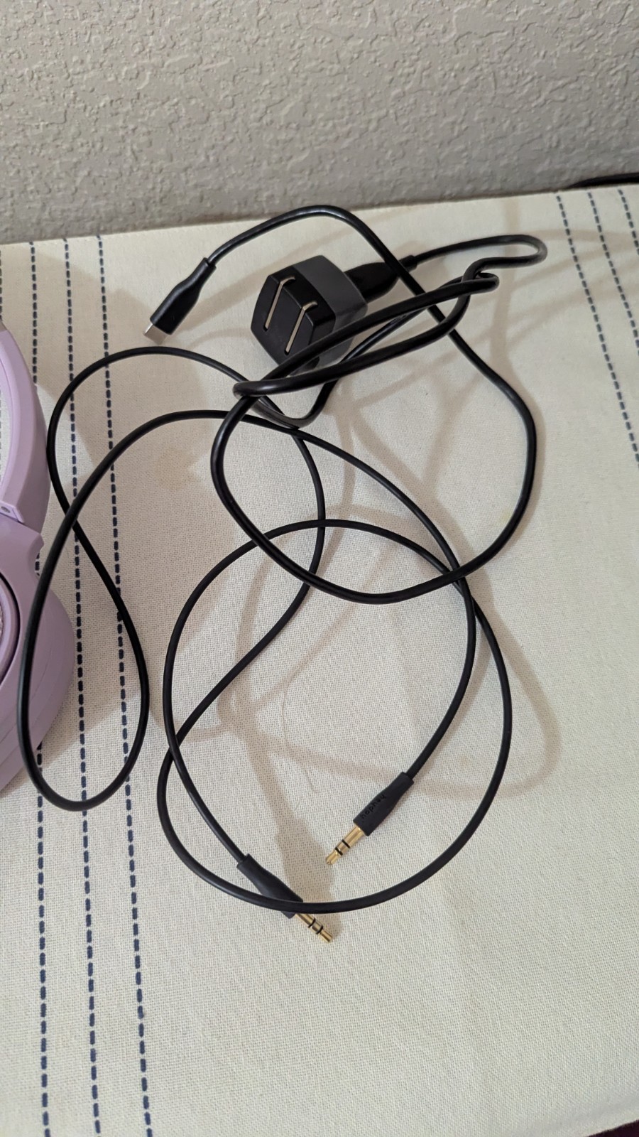 Bose QuietComfort 45 Noise Cancelling Wireless Headphone-White/ See Description