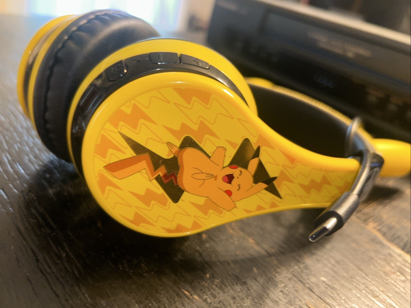 Pokemon PK-B52.EXv23 Pikachu Yellow Wireless Over Ear Headphones Tested