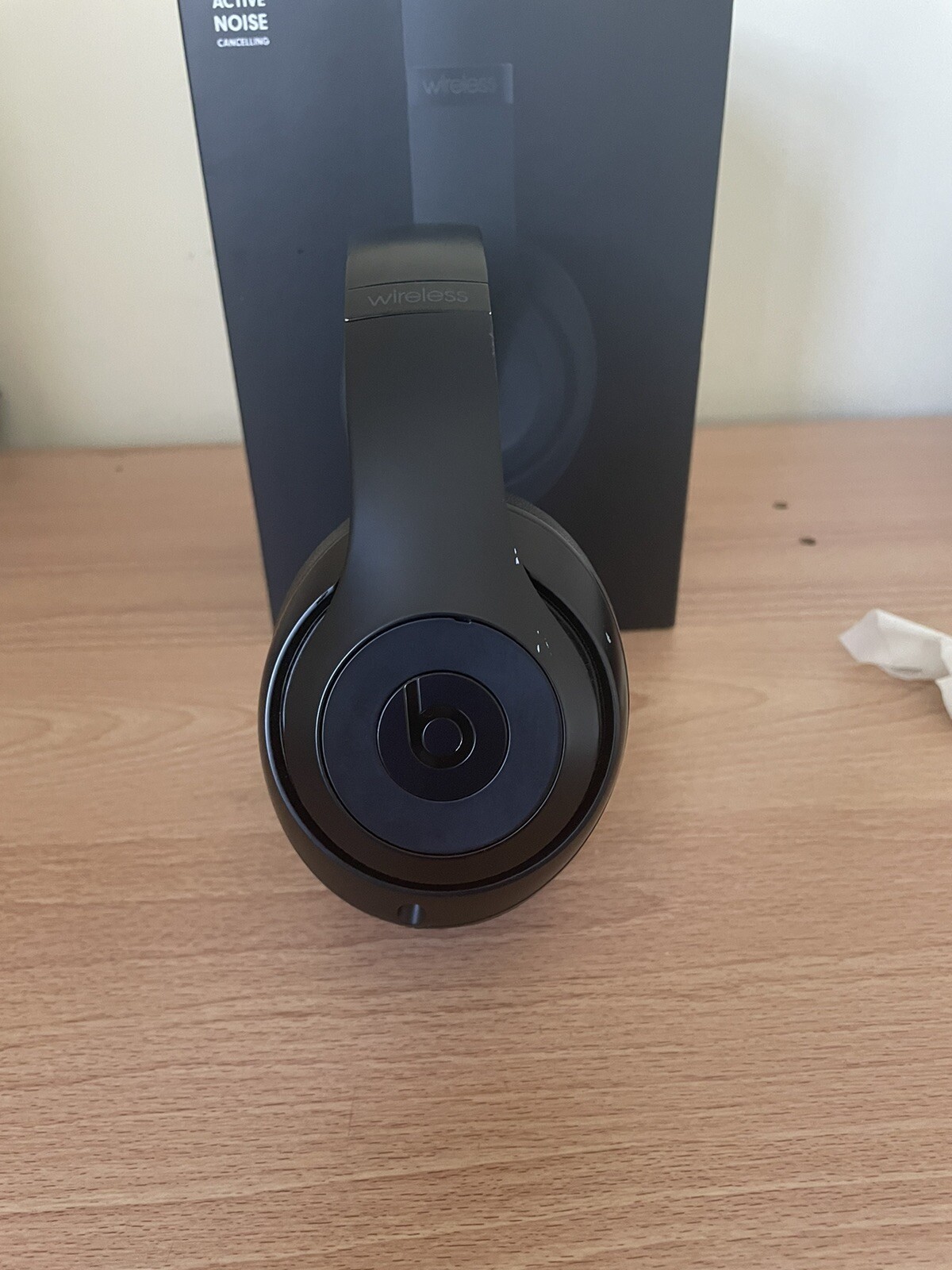 Beats by Dr. Dre Studio3 Over the Ear Wireless Headphones – Black