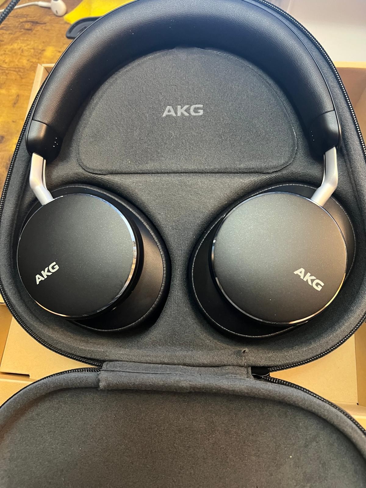 Harman AKG N9 Hybrid Wireless Headphones – Open Box