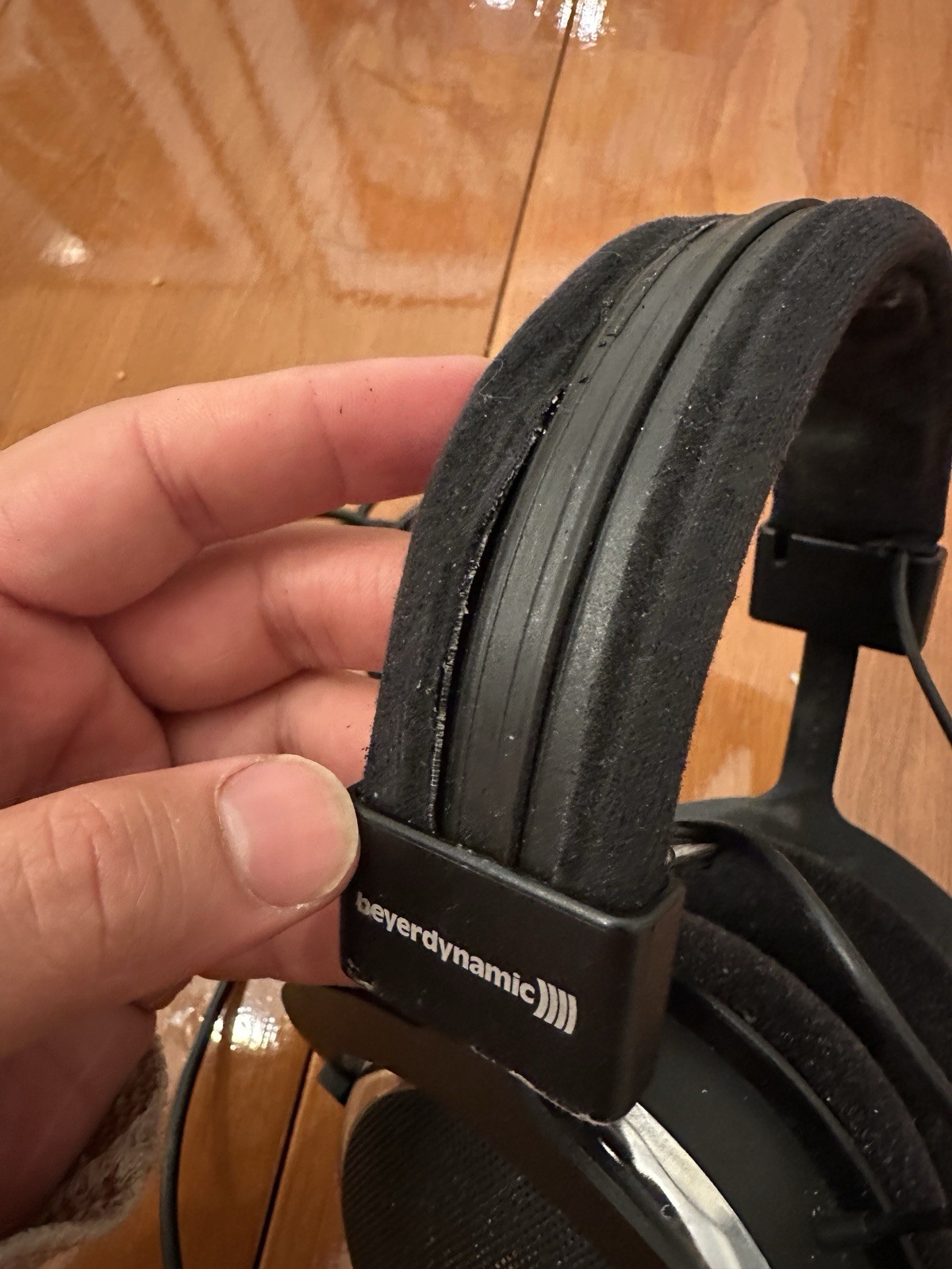 Beyerdynamic Studio Headphones Over-Ear D-74072 Germany