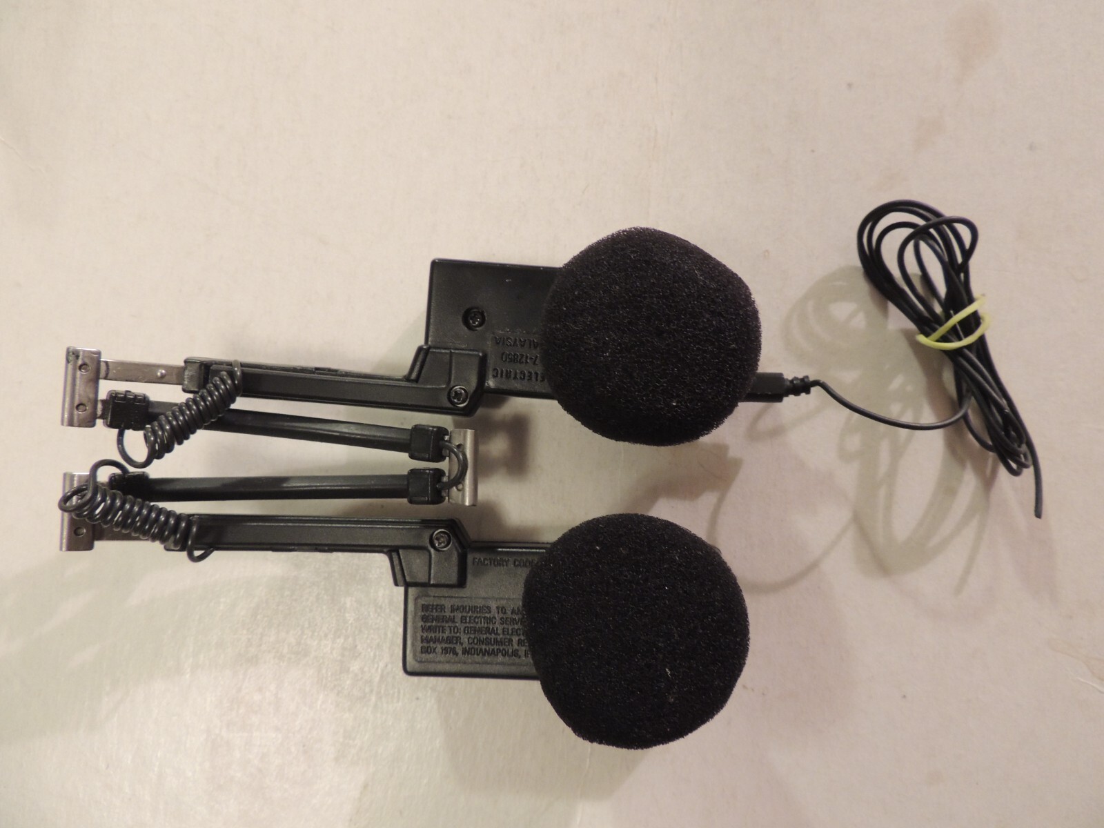 Vintage 1980’s General Electric GE 7-1285D Foldable FM Radio Headphones