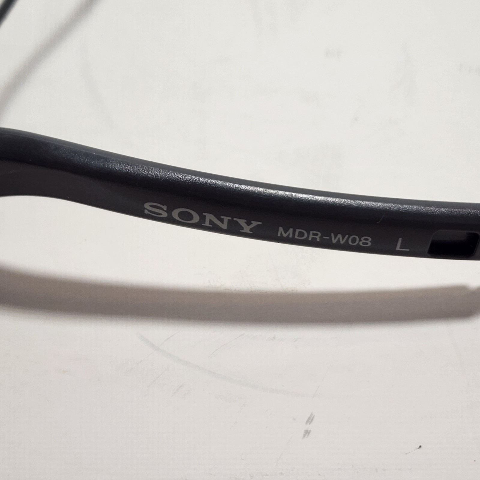 Sony MDR-W08 Portable Lightweight Stereo Headphones – Tested and Working!