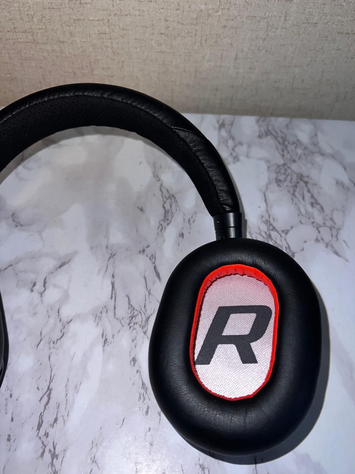 Plantronics BackBeat PRO 2 Wireless Noise Cancelling Headphones B8200