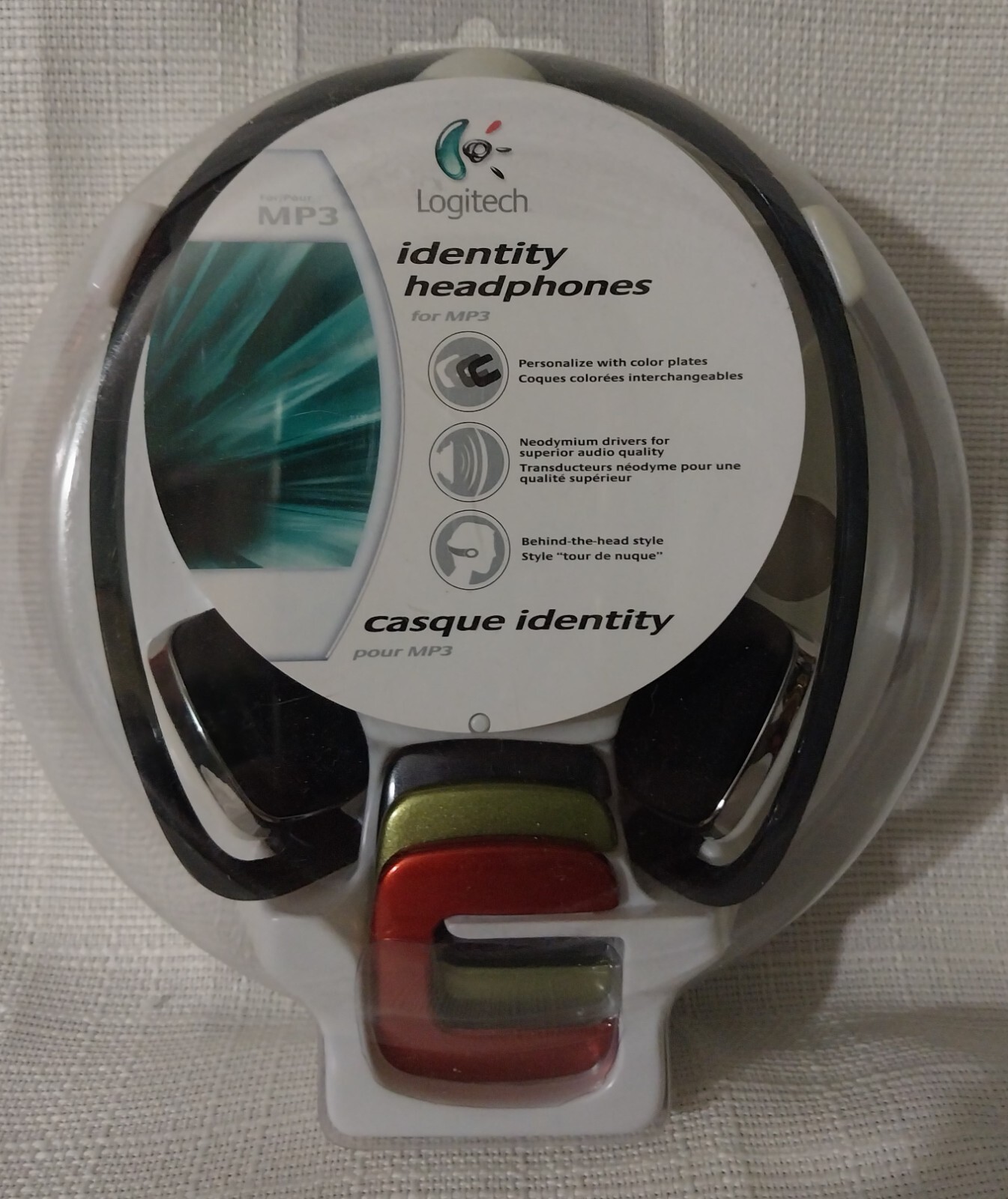 Logitech Identity Headphones for MP3 Players multi color 980377-0403 *NEW 2005*