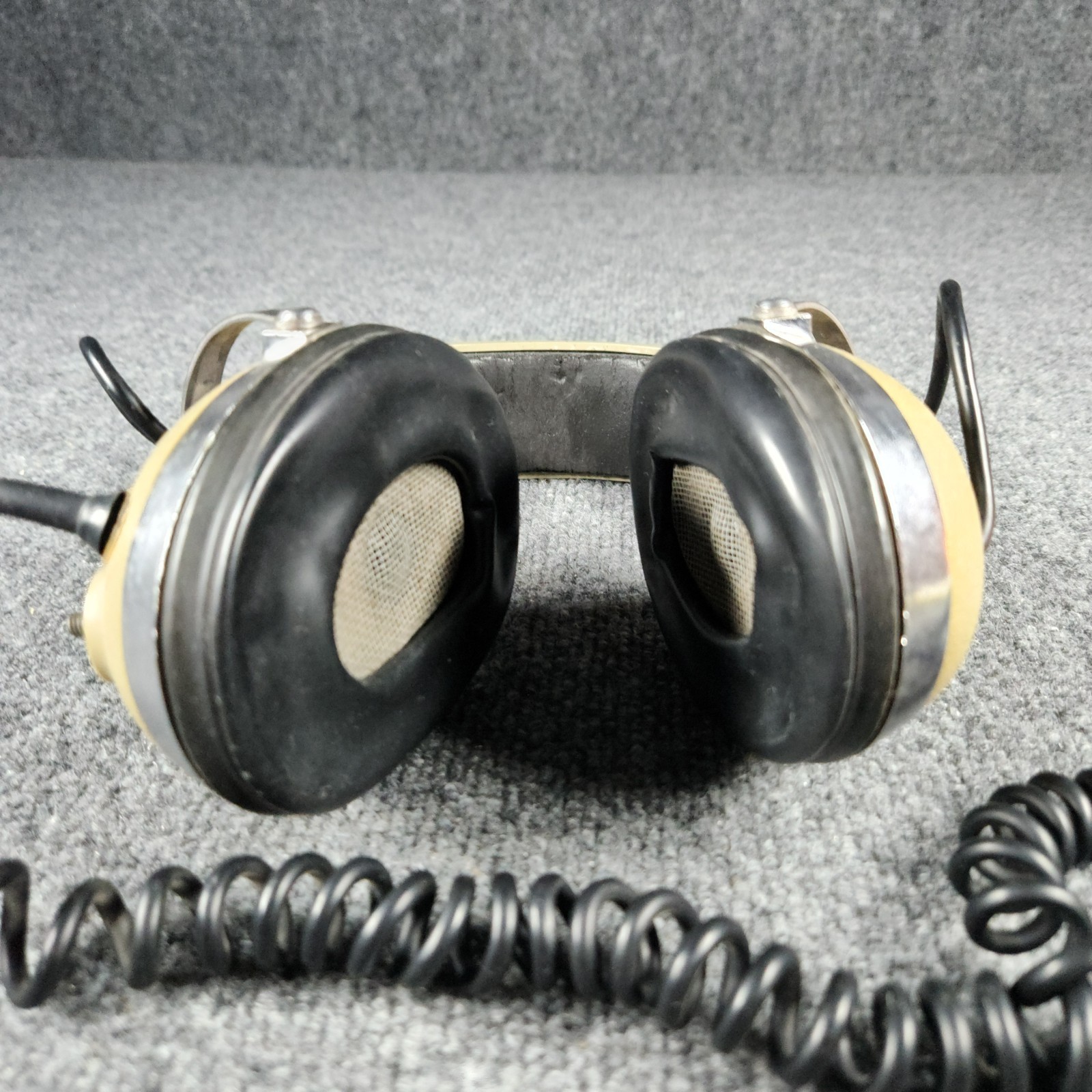 Vintage Koss Pro 4AA Headphones Professional Studio Monitors Coiled Cable