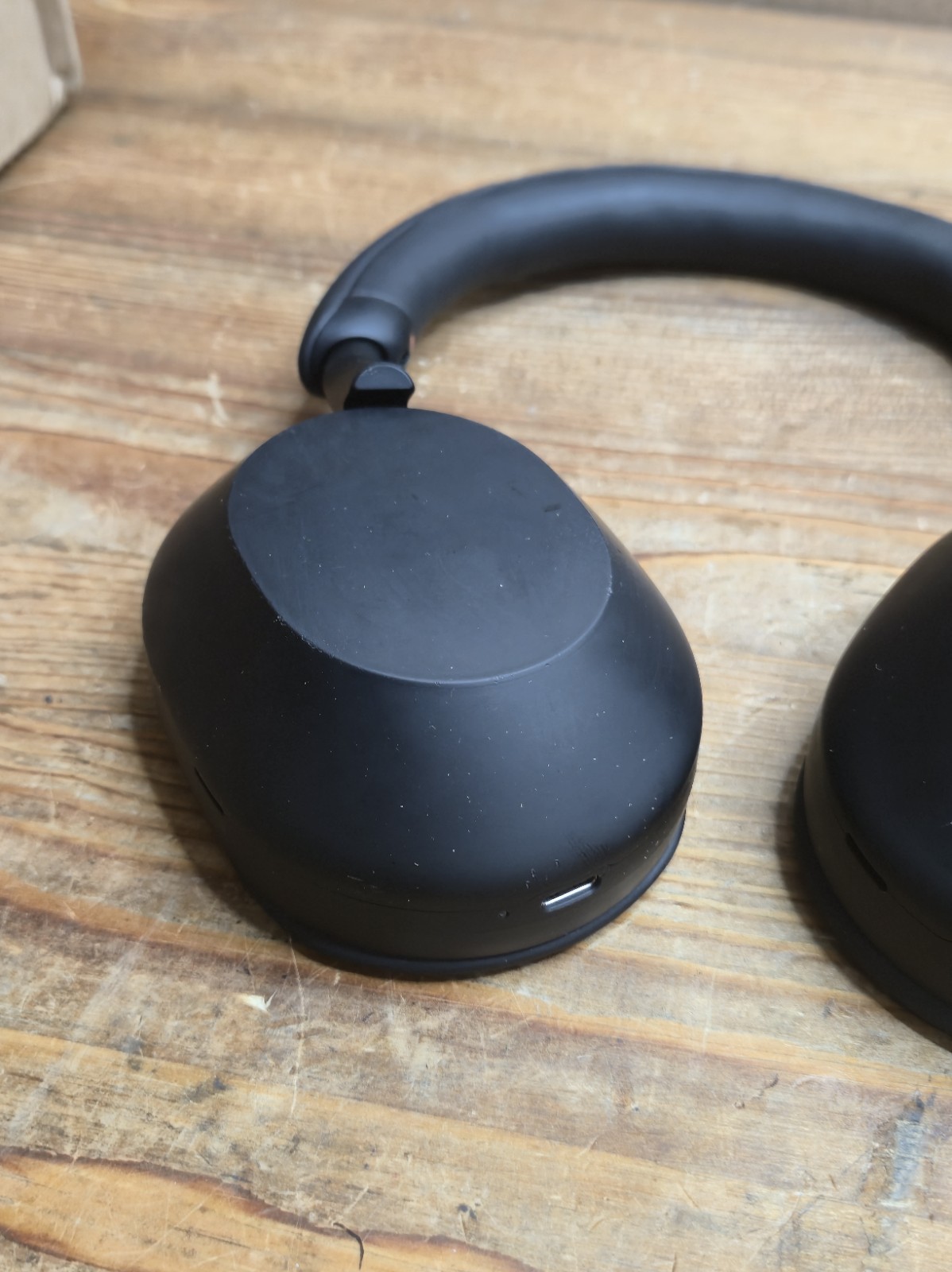 Sony WH-1000XM5 Wireless Noise Canceling Headphones Black Left Side Broke