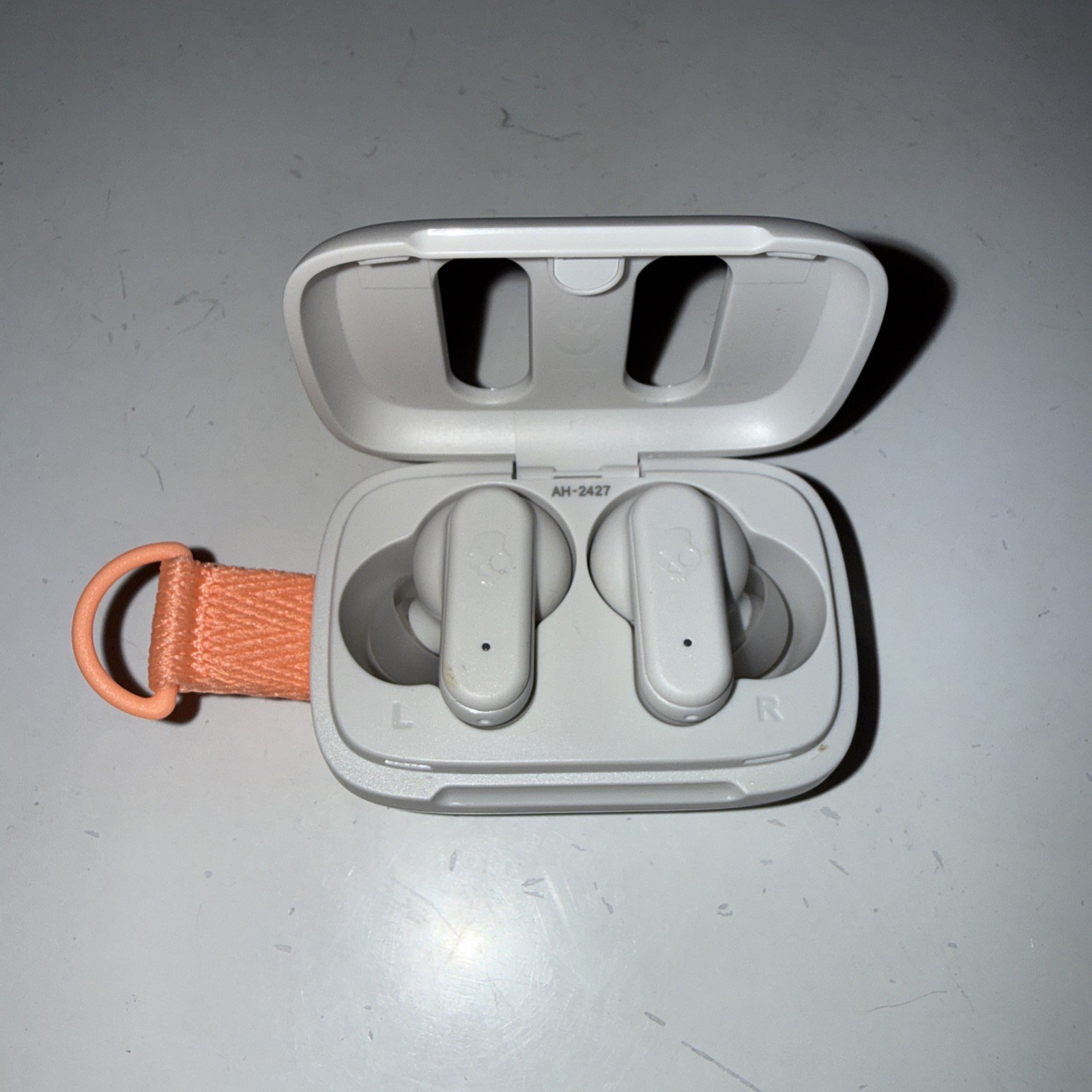 Skullcandy Dime 3 True Wireless Bone Earbuds Used With Charger