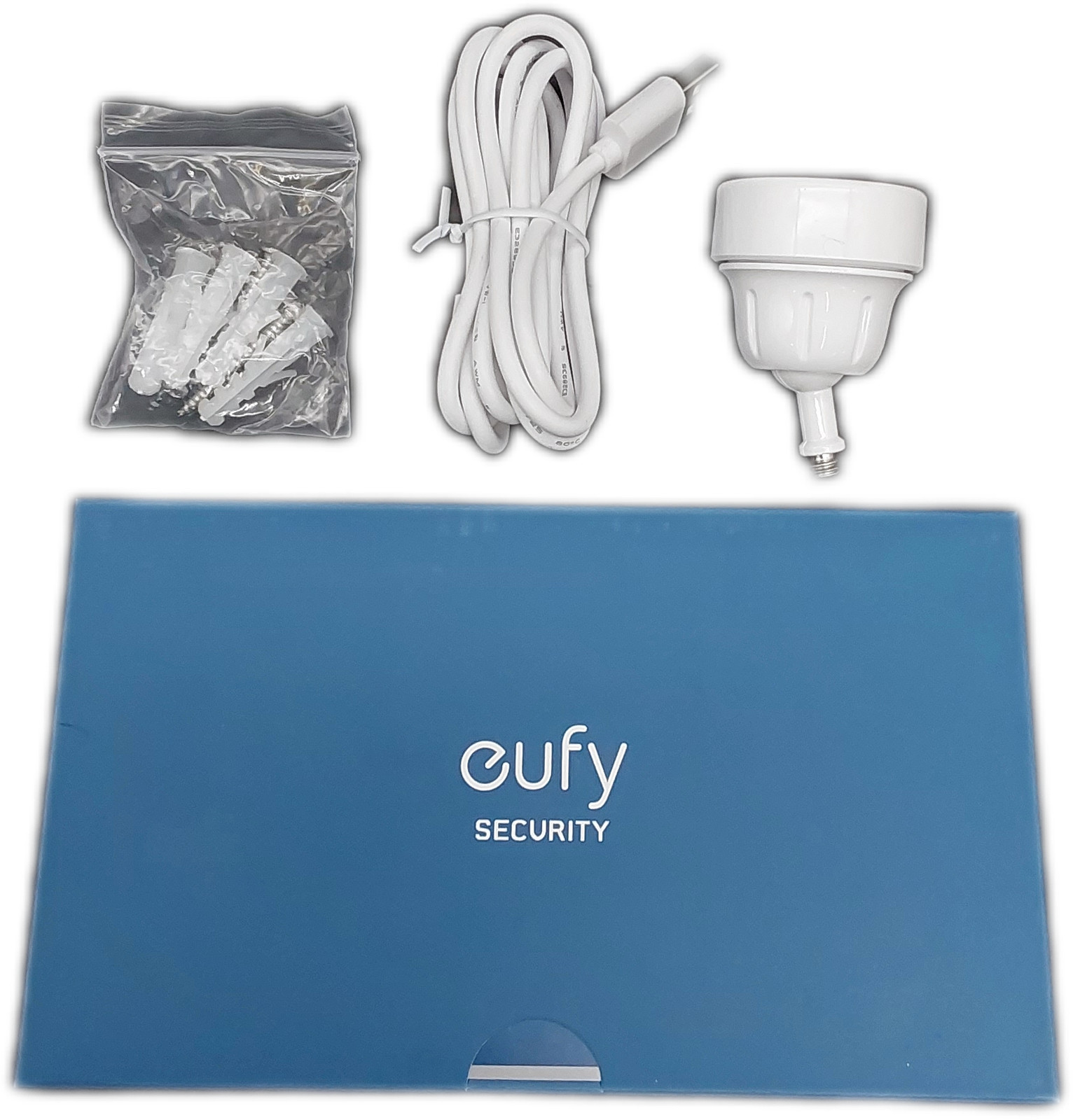 Eufy EufyCam Solo Pro T8131X Wireless WiFi Outdoor Security Camera Battery