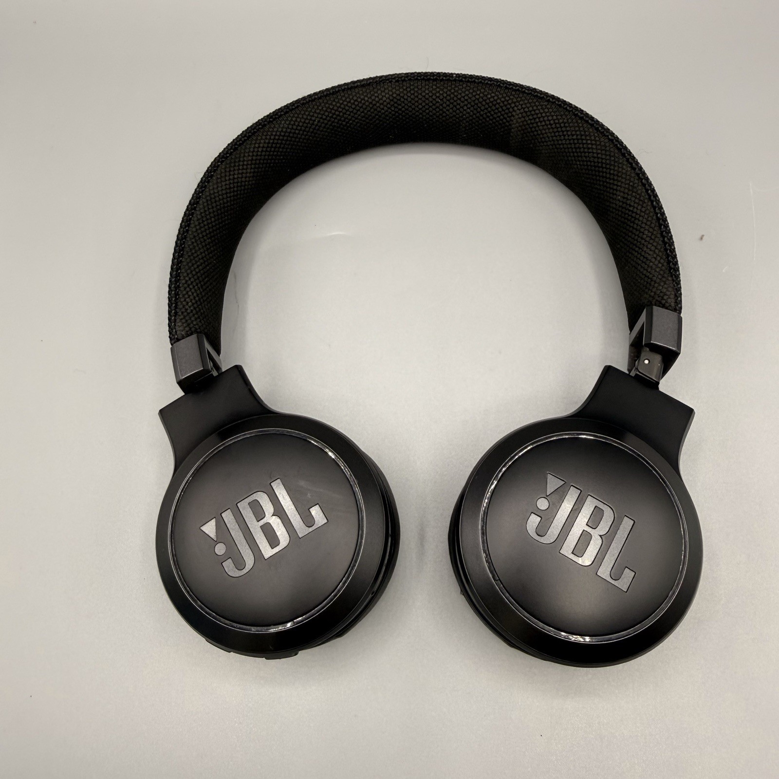 JBL Live 460NC Wireless Over-Ear Bluetooth Headphones Black – Has Defect