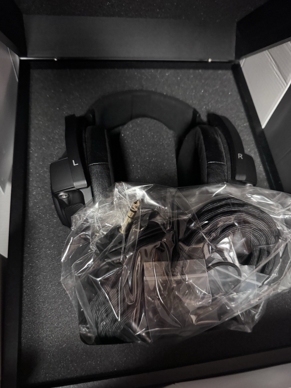 Brand New Sennheiser HD 820 Over-Ear Closed-Back Headphones (Black) New In Box