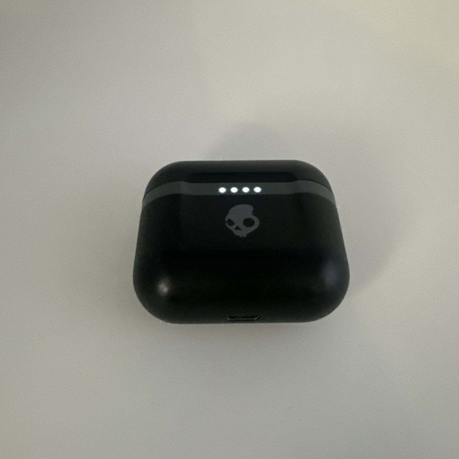Skullcandy Indy Evo In-Ear Wireless Earbud And Case Microphone, Works READ!!!