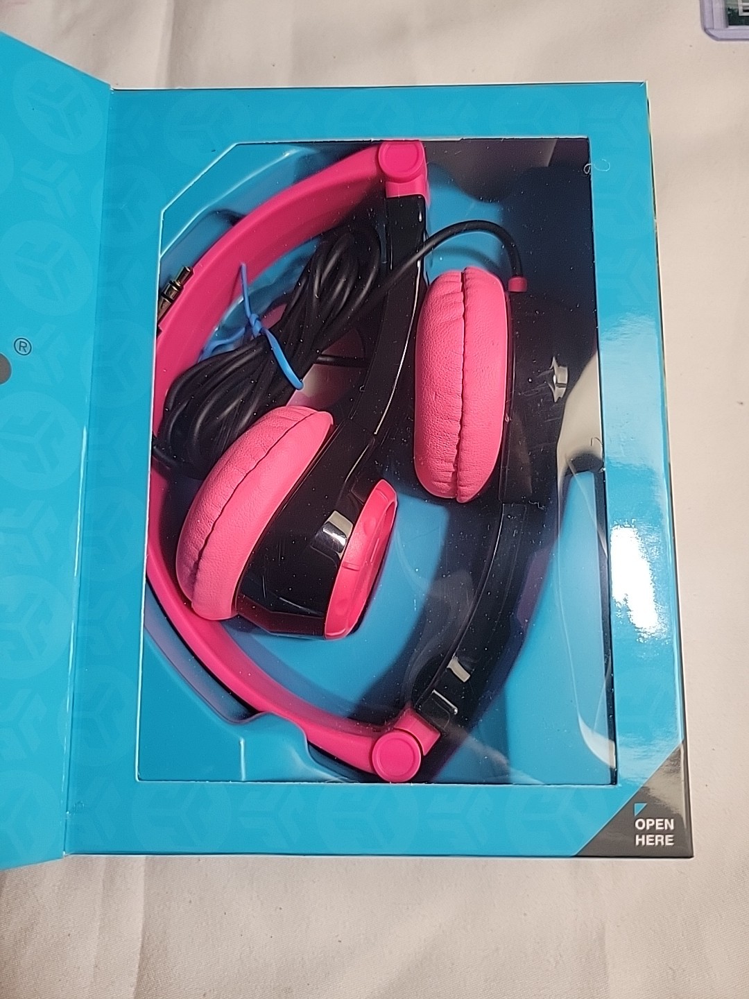 JLab JBuddies Folding Kids Headphones 2-8 Years Old Safe Volume Regulator Pink
