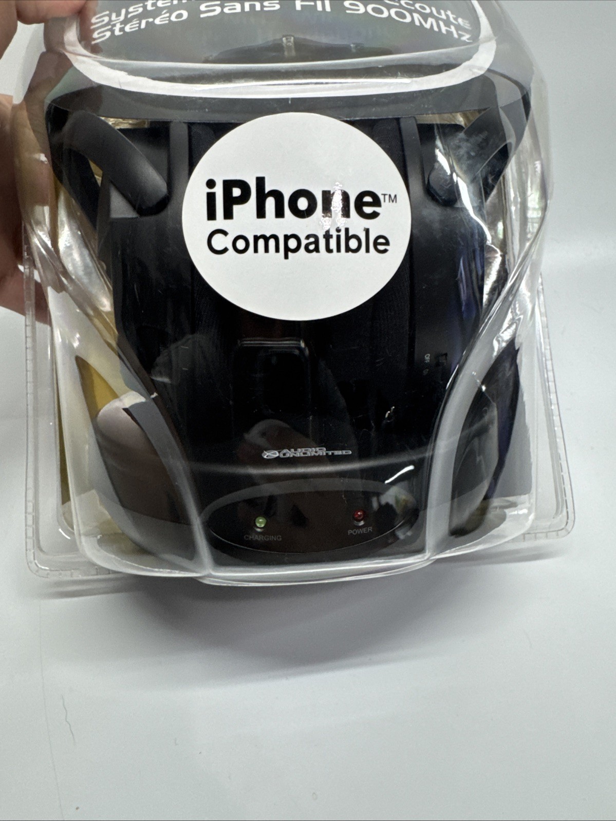 New Audio Unlimited 900MHz Wireless Stereo Headphones