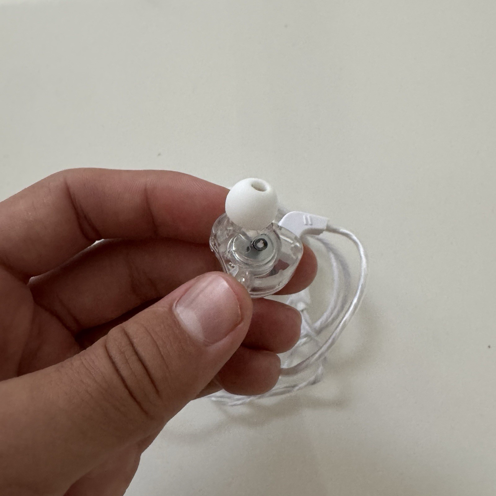 Clear/White Wired In-Ear Earbuds with Silicone Tips Double Earpieces