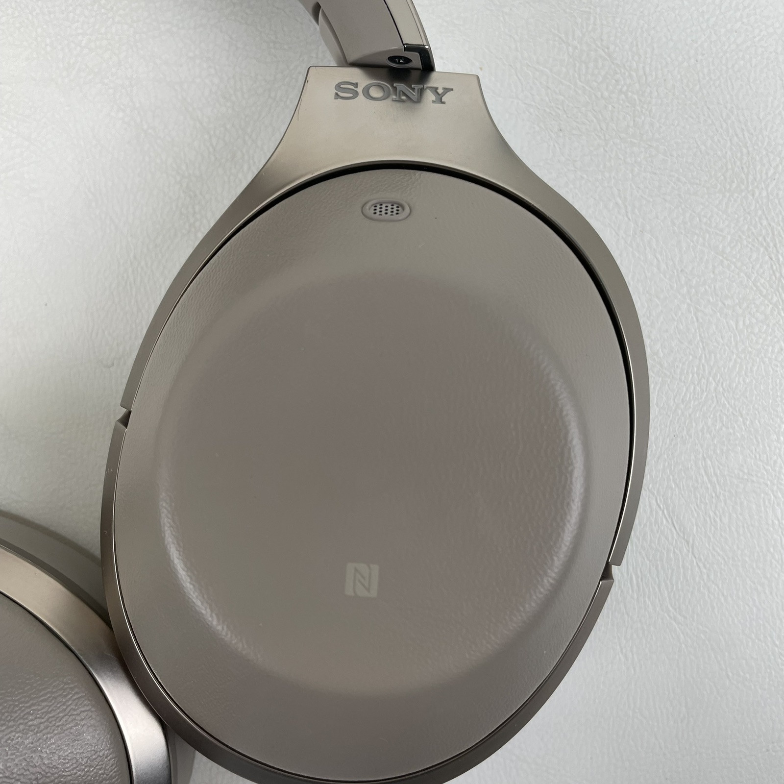 Sony MDR-1000X C Wireless Headphones – Beige TESTED AND WORKING!