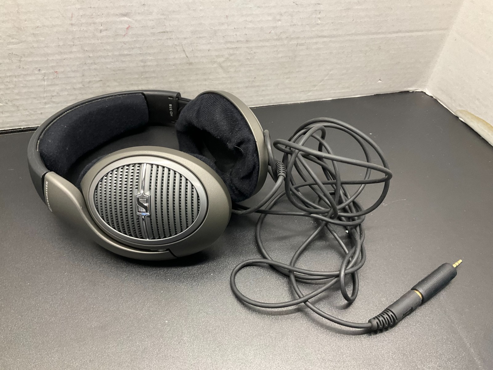 Sennheiser HD 518 Headband Headphones – Titan