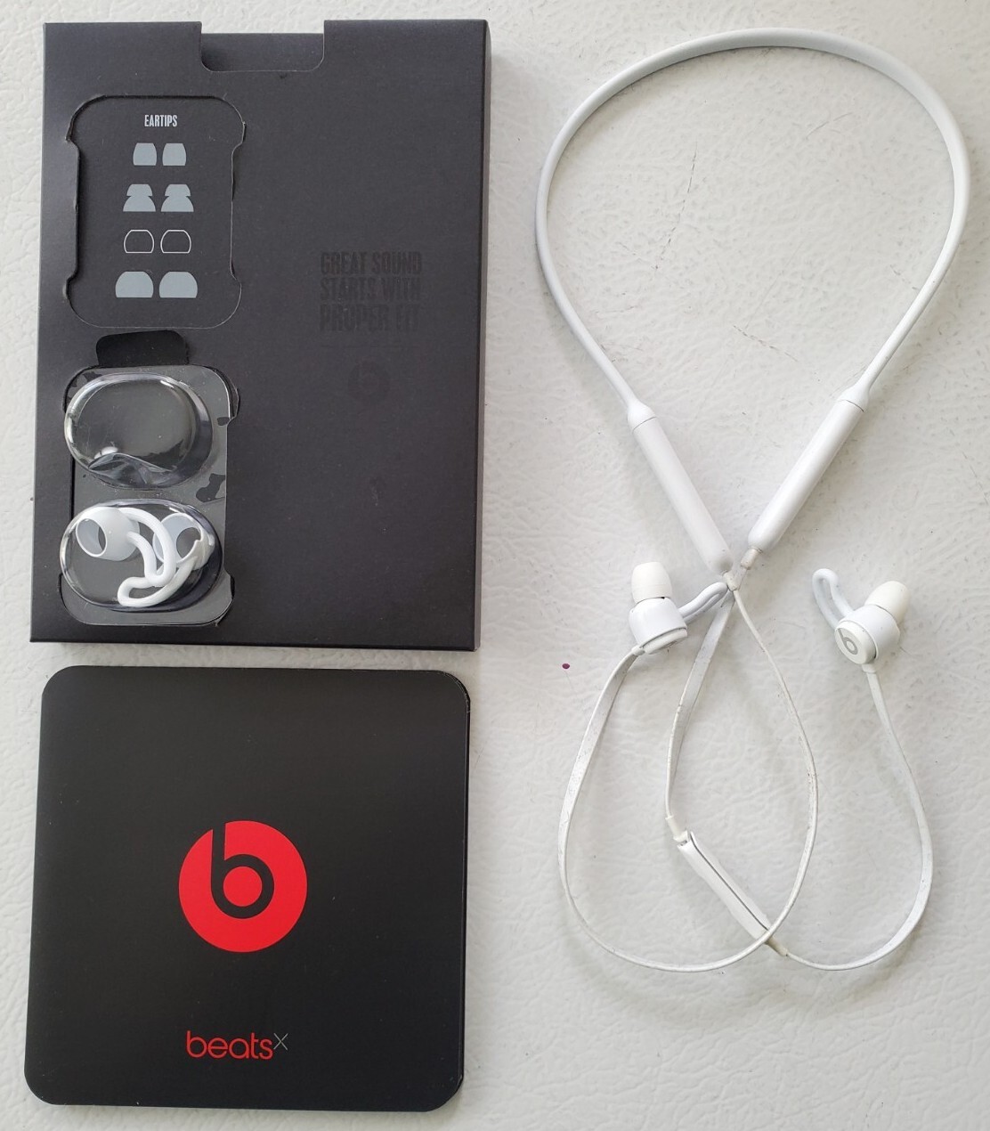 Beats X by Dr. Dre Flex Wireless Bluetooth In-Ear Headphones TOP – White