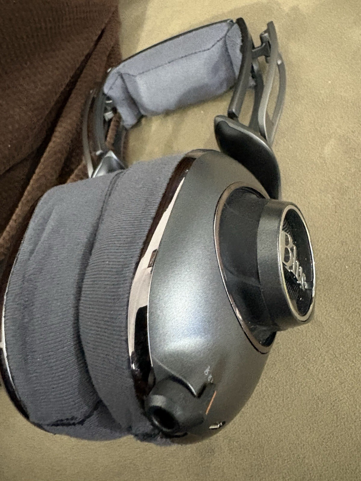 Blue Mix-Fi Powered Headphones with Built-in Audiophile. No Cable Tested