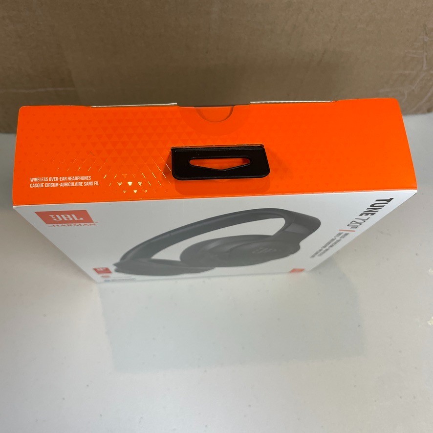 JBL Tune 720BT Headphones Black Brand New in Sealed Box