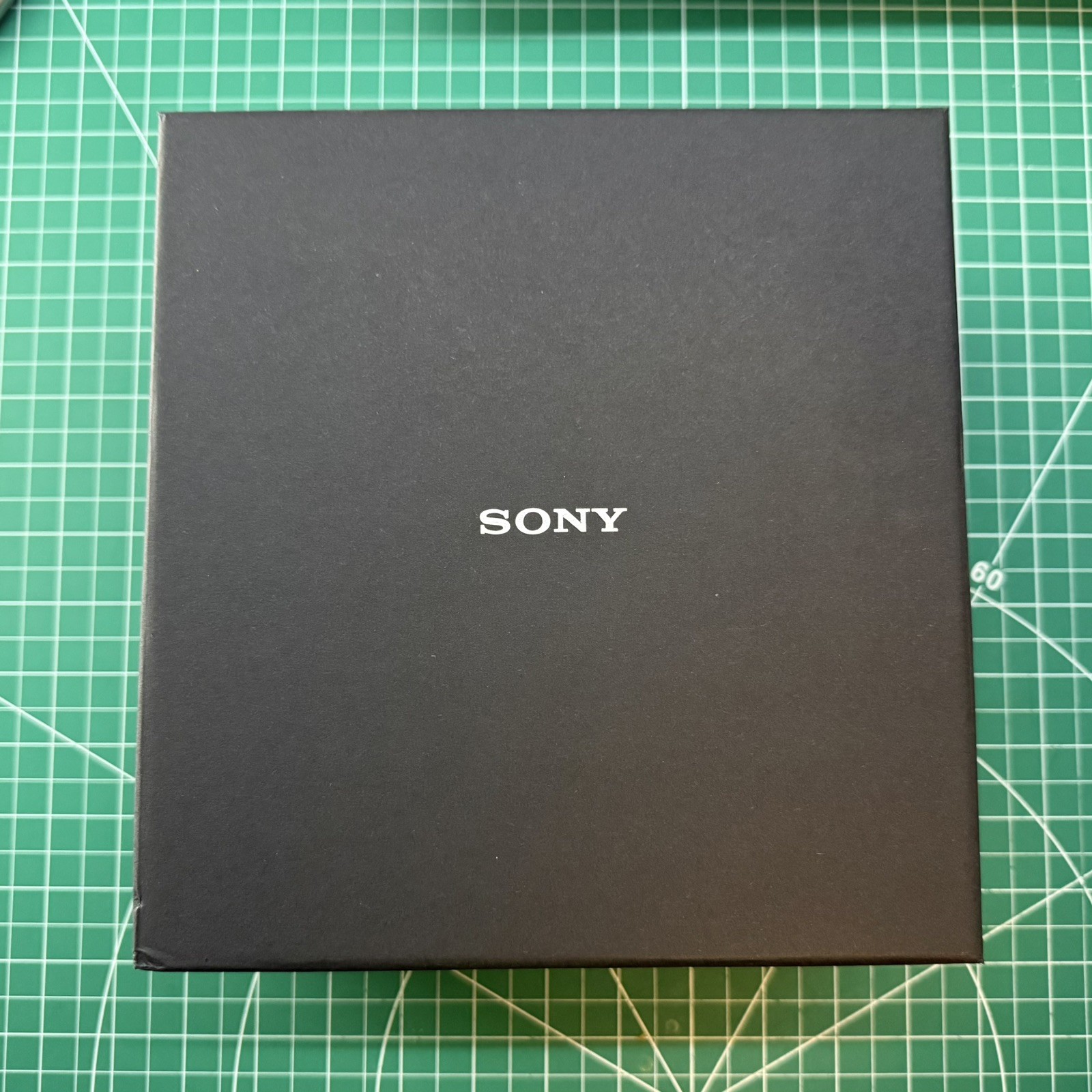 Sony MDR-Z7M2 Headphones – Black