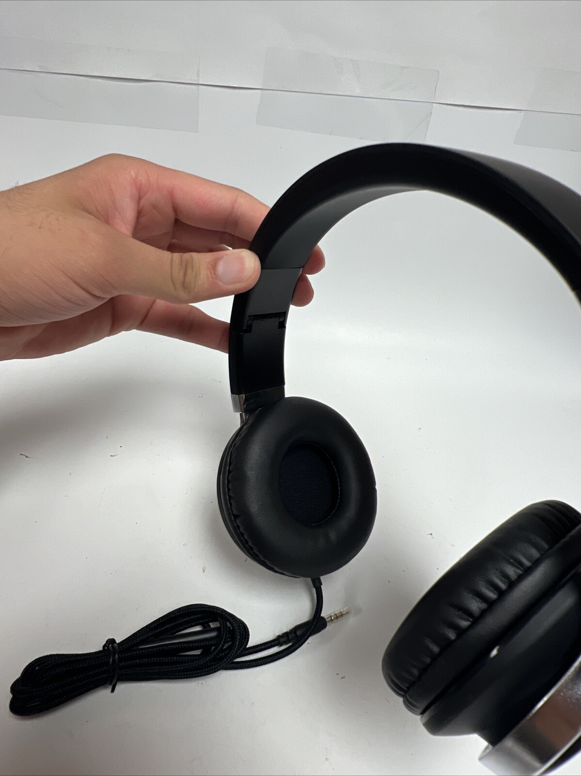 Artix CL750 Wired Headphones with Mic & Volume Control, Noise Isolating – Tested