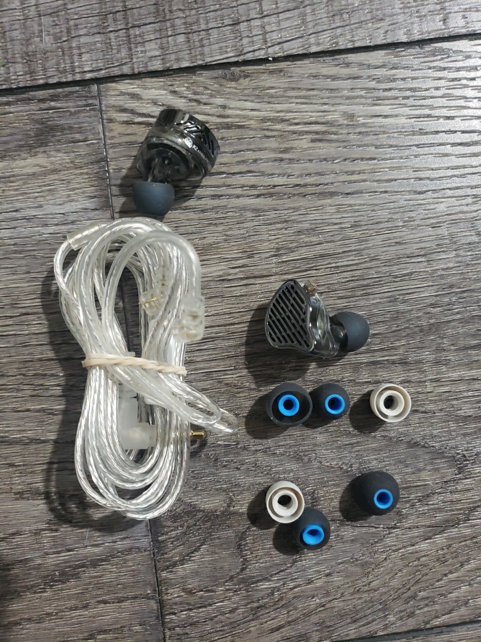 KZ x HBB PR2 Earbuds Detachable Wired Headphone Earbuds 3.5mm Jack, READ
