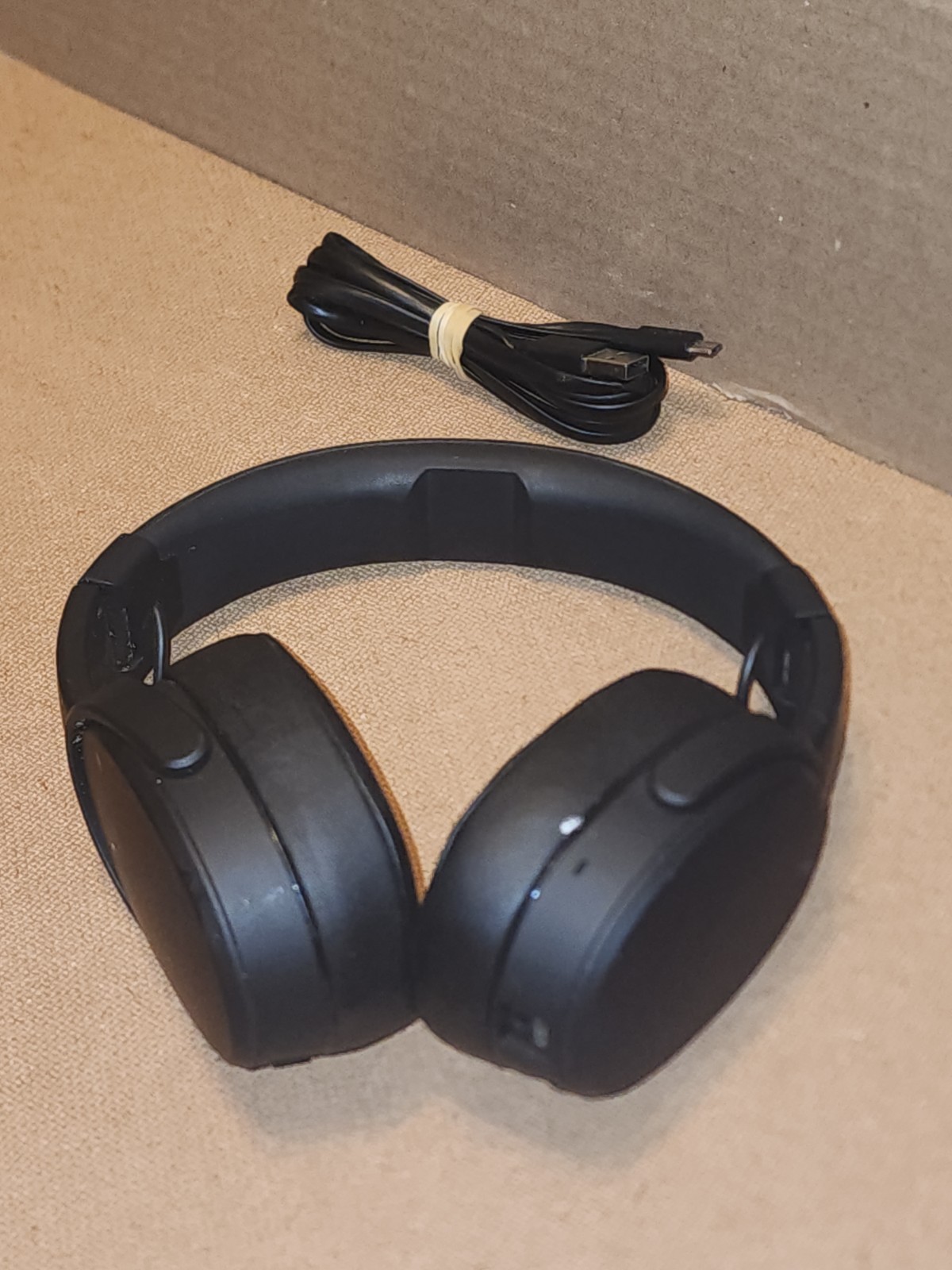 Skullcandy Crusher Wireless Headphones Over-Ear Bluetooth Foldable S6CRW – Black