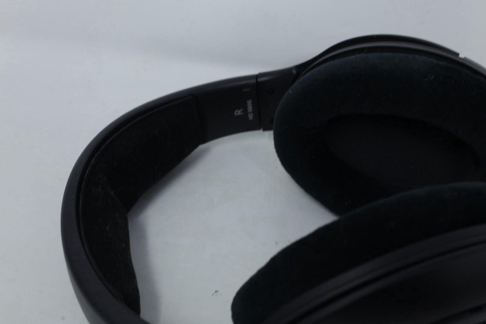 Sennheiser HD 560S Audiophile Headphones Over-The-Ear – Free shipping