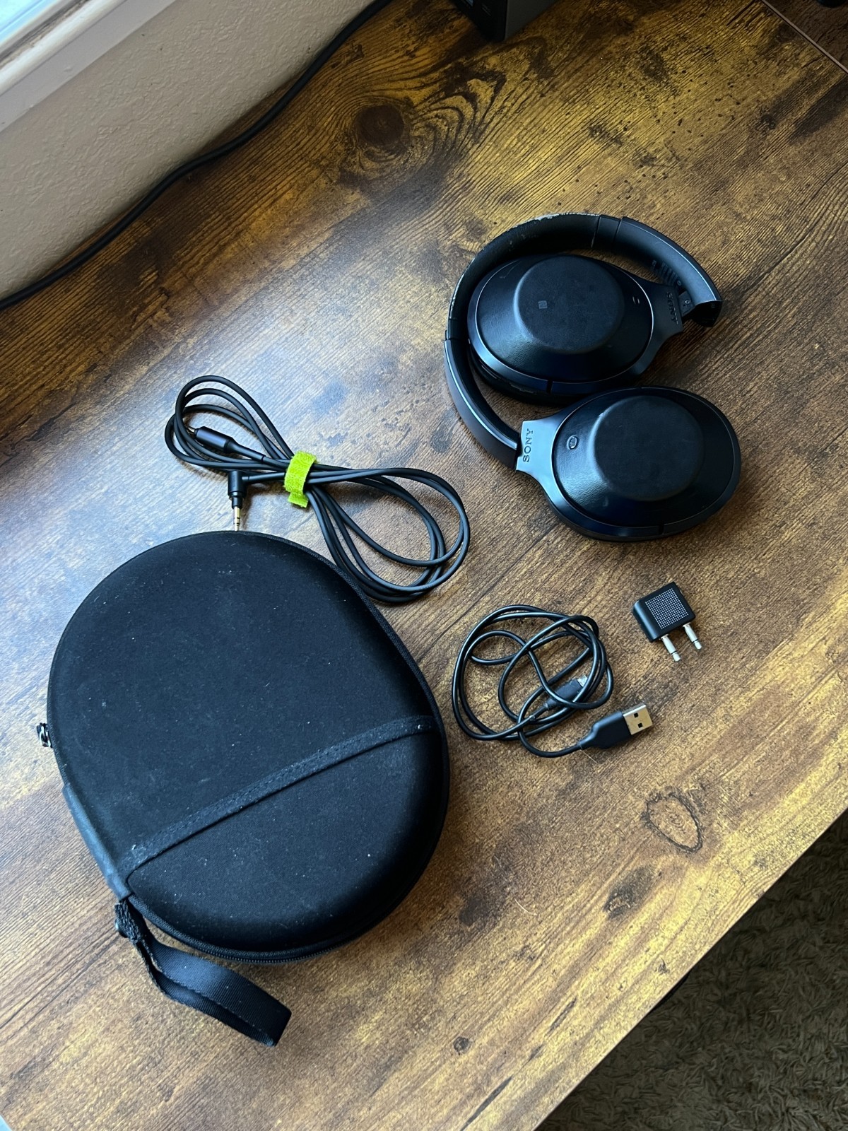 Sony MDR-1000X Wireless Noise Canceling Stereo Over Ear Black Headset Headphones