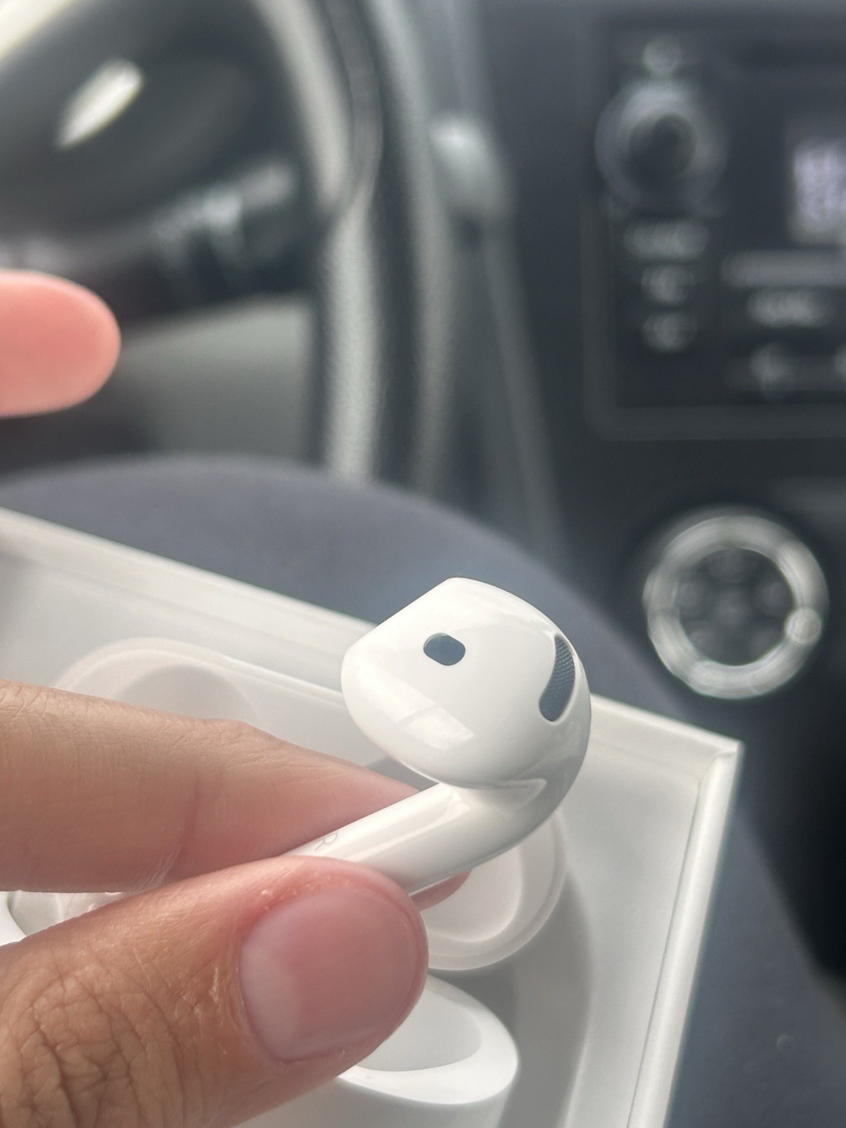 Apple AirPod 4; BRAND NEW, NEVER USED!!In-Ear/Wireless/Bluetooth w/ USB-C Case.
