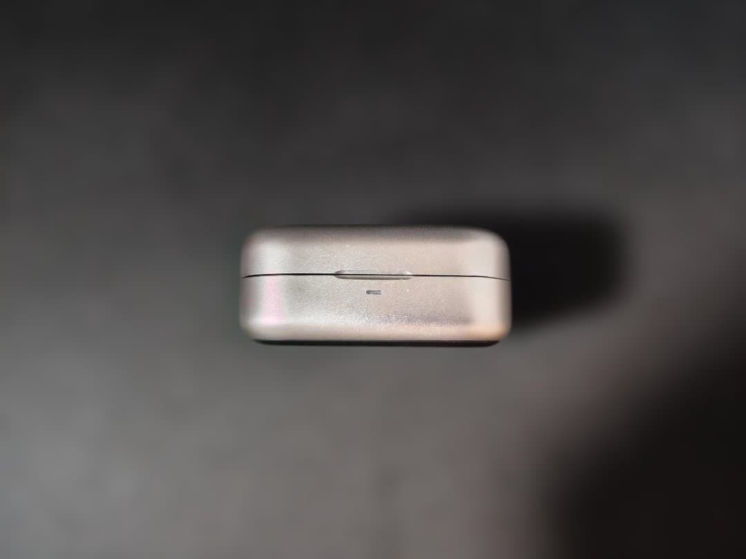 Bang & Olufsen Beoplay Eleven NaturalAluminium Tested