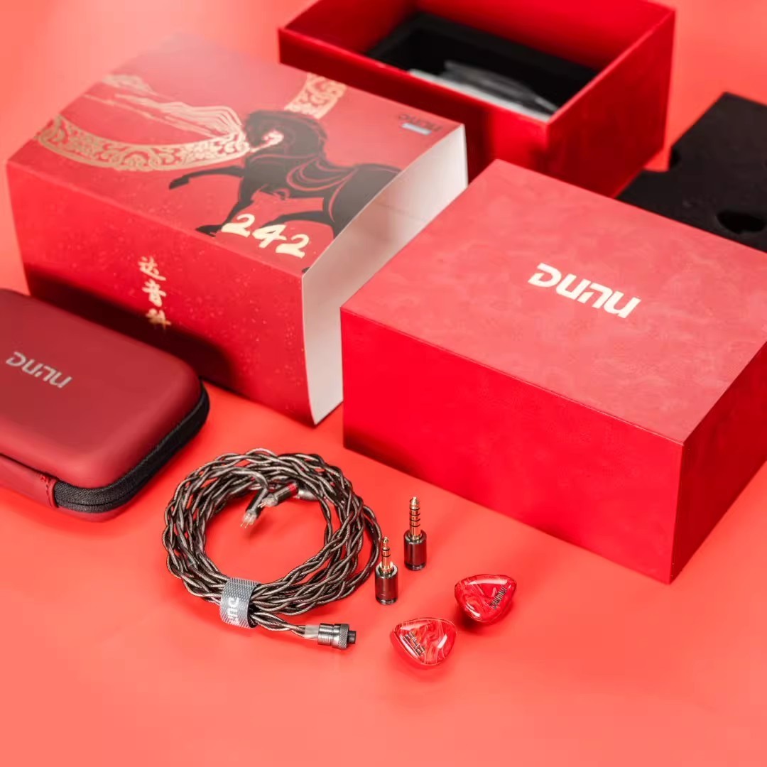 DUNU DN242 2DD+4BA+2PL Year of the Horse Limited Edition In-ear Headphone