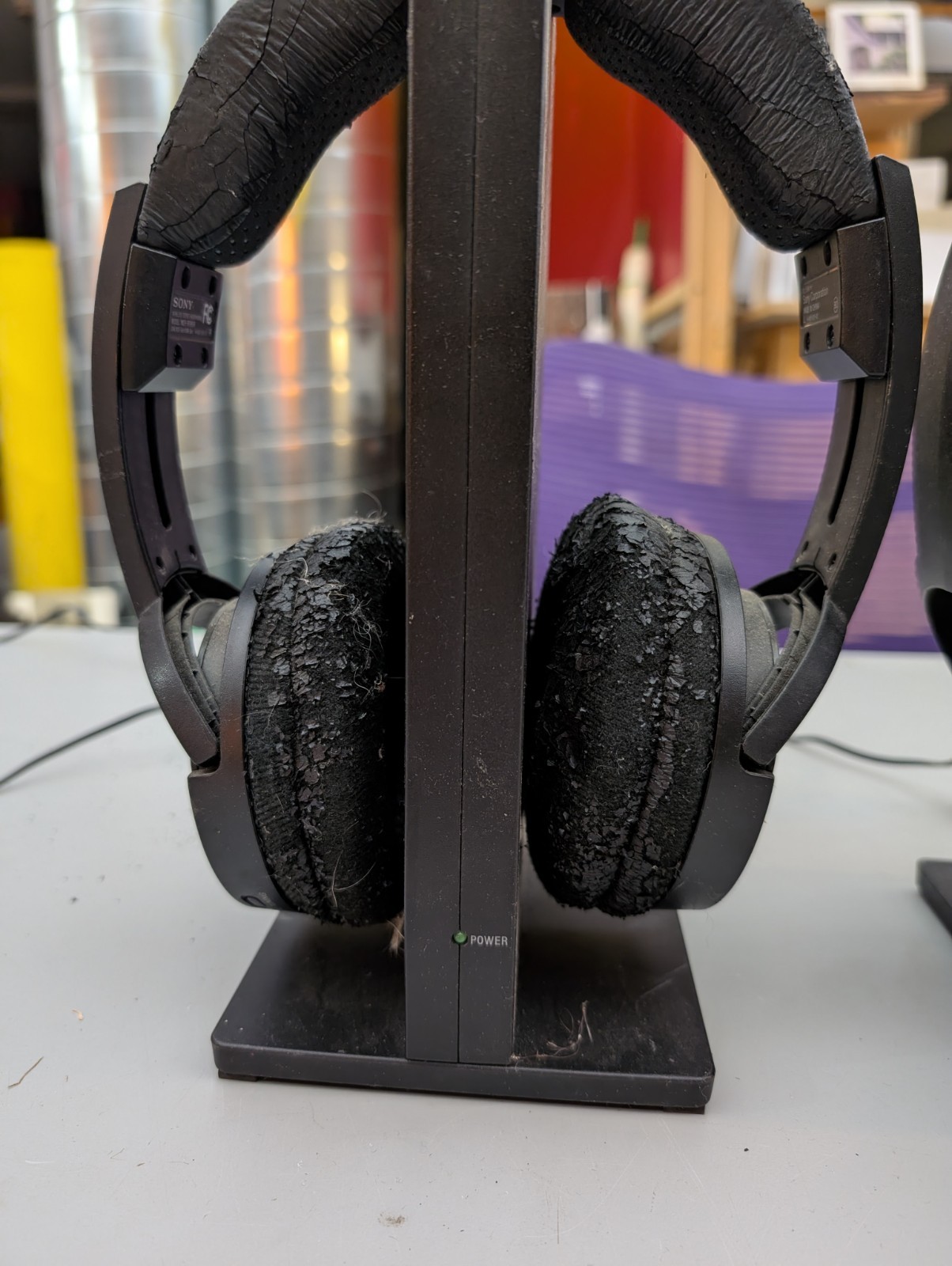PARTS LOT – Sony MDR-RF985R Over-the-Ear Wireless RF Headphones Black REPAIR ONL