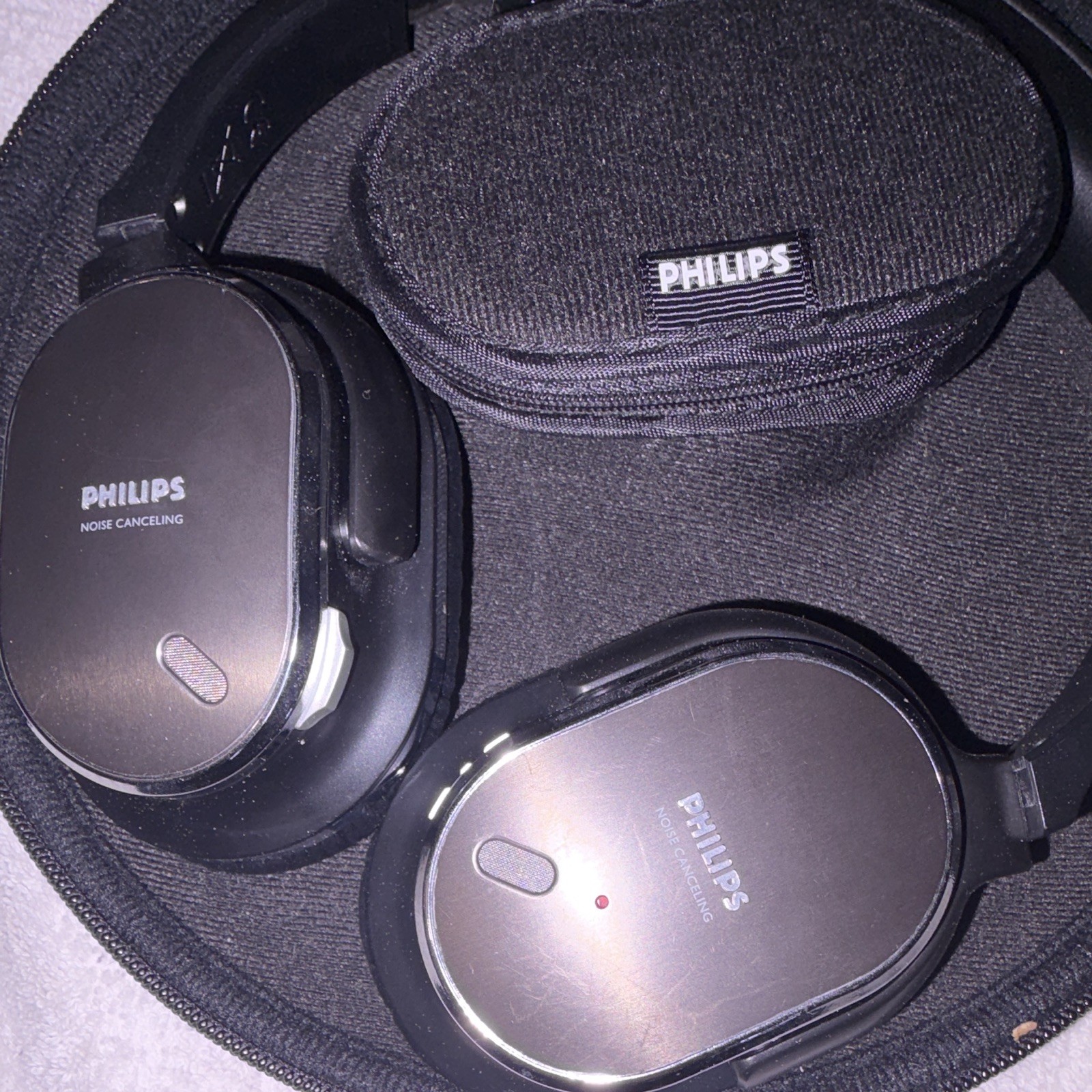 Philips SHN9500 Noise Cancelling Over-Ear Headphones 3.5mm Black/Gray Case