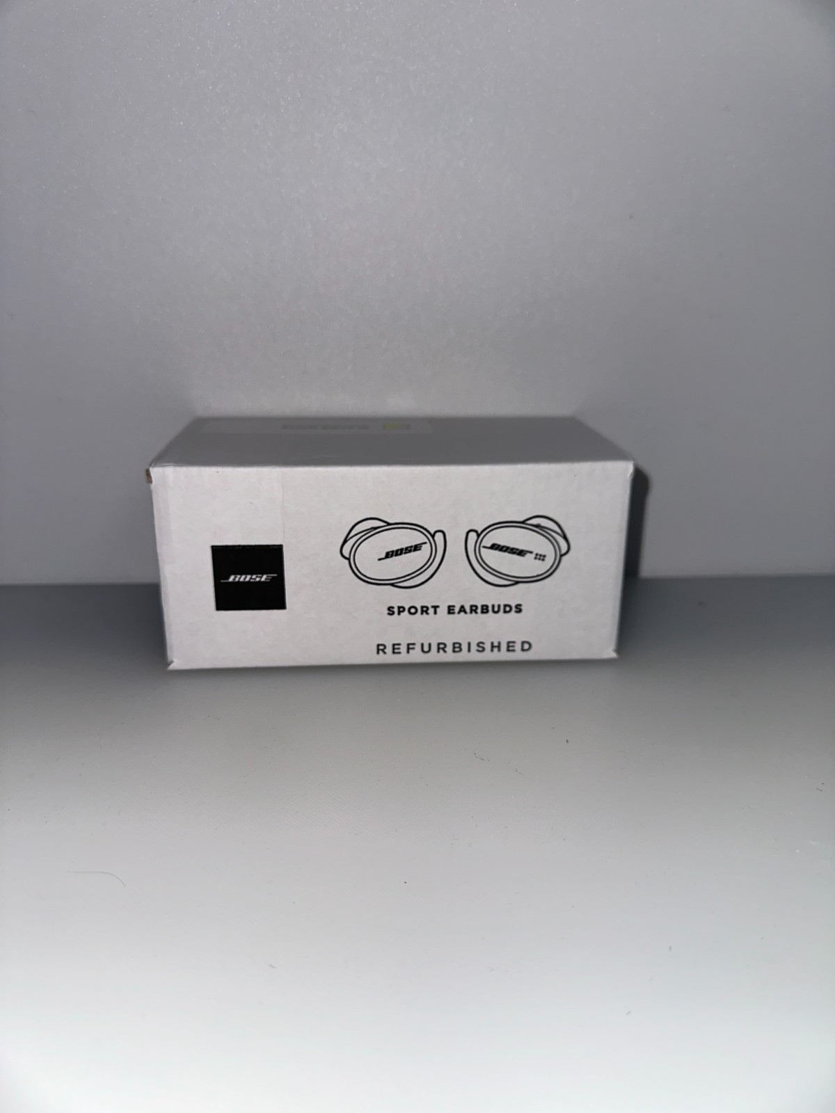 Bose Sport Earbuds Wireless Bluetooth In-Ear Headphones Glacier White 805746-003