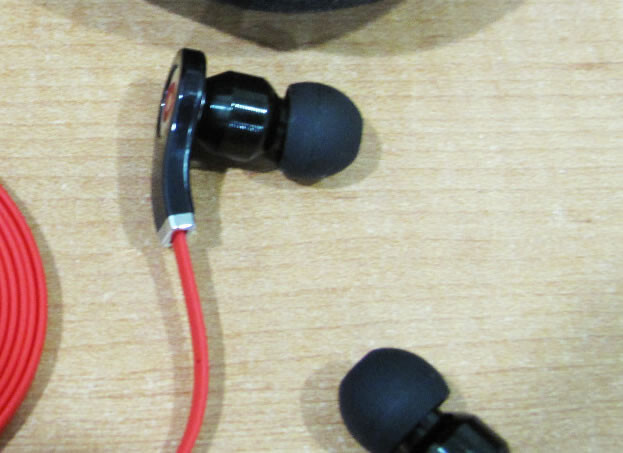 10 multi-sizes Earbud Kit for BEATS Earphones FLEX BeatsX iBeats Tour urBeats