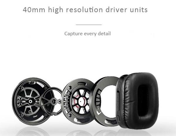 Artiste D1 2.4G HiFi Stereo Wireless Digital Headphones watching TV listen music
