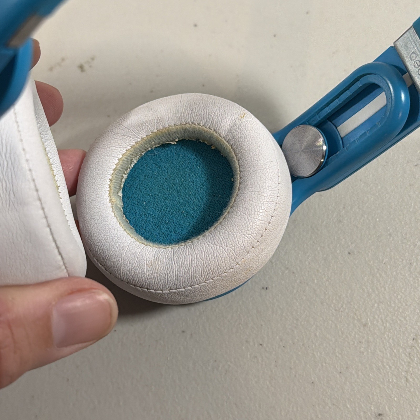 Beats Mixr Wired On-Ear Headphones Blue White – SEE DESCRIPTION.