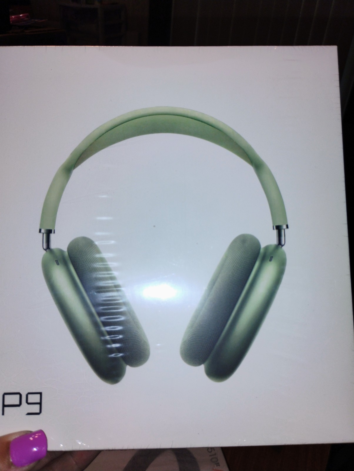 New Unopened P9 Headphones, Green