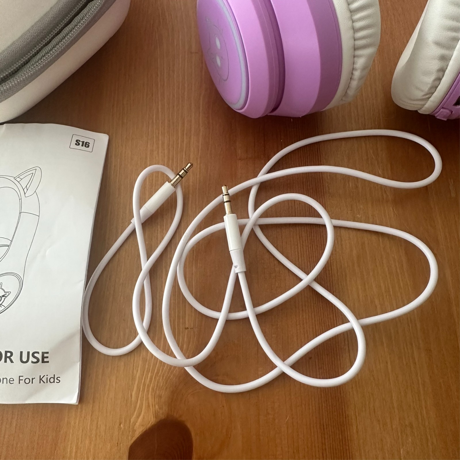 LOBKIN Purple Cat Headphones S16 Kids Bluetooth Wireless Over Ear with Case