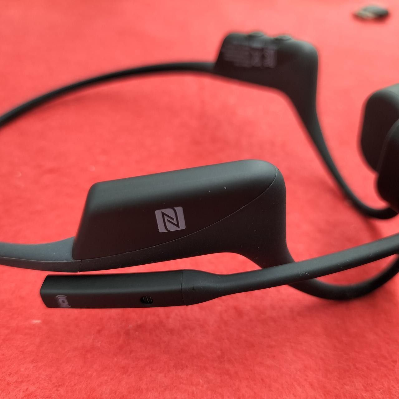 Shokz OPENCOMM UC Bone Conduction Headset Black C102 with Charging Cable