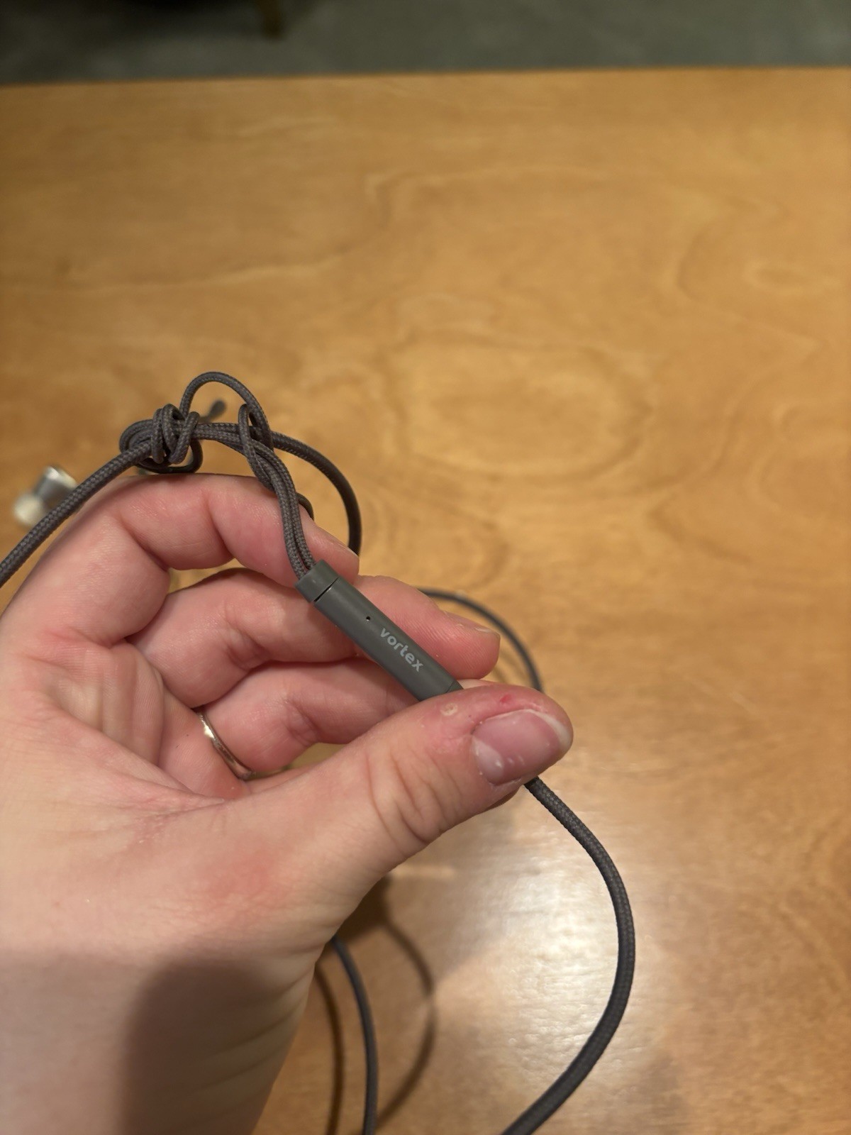 Moshi Vortex In-Ear Headphones – Silver – Wired 3.5mm Earbuds