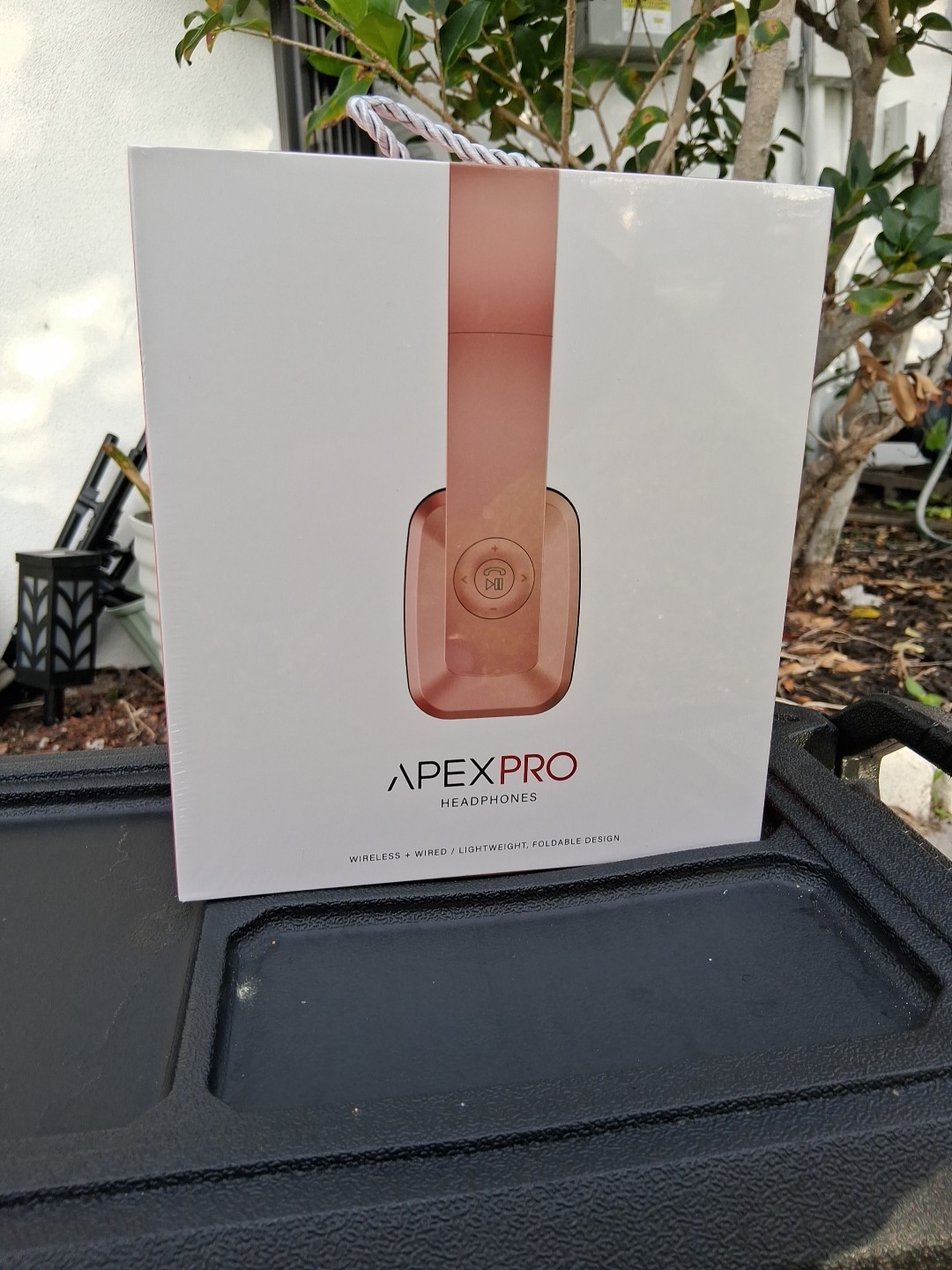 Apex Pro Wireless + Wired/Lightweight, Bluetooth Headphones Noise-Cancelling