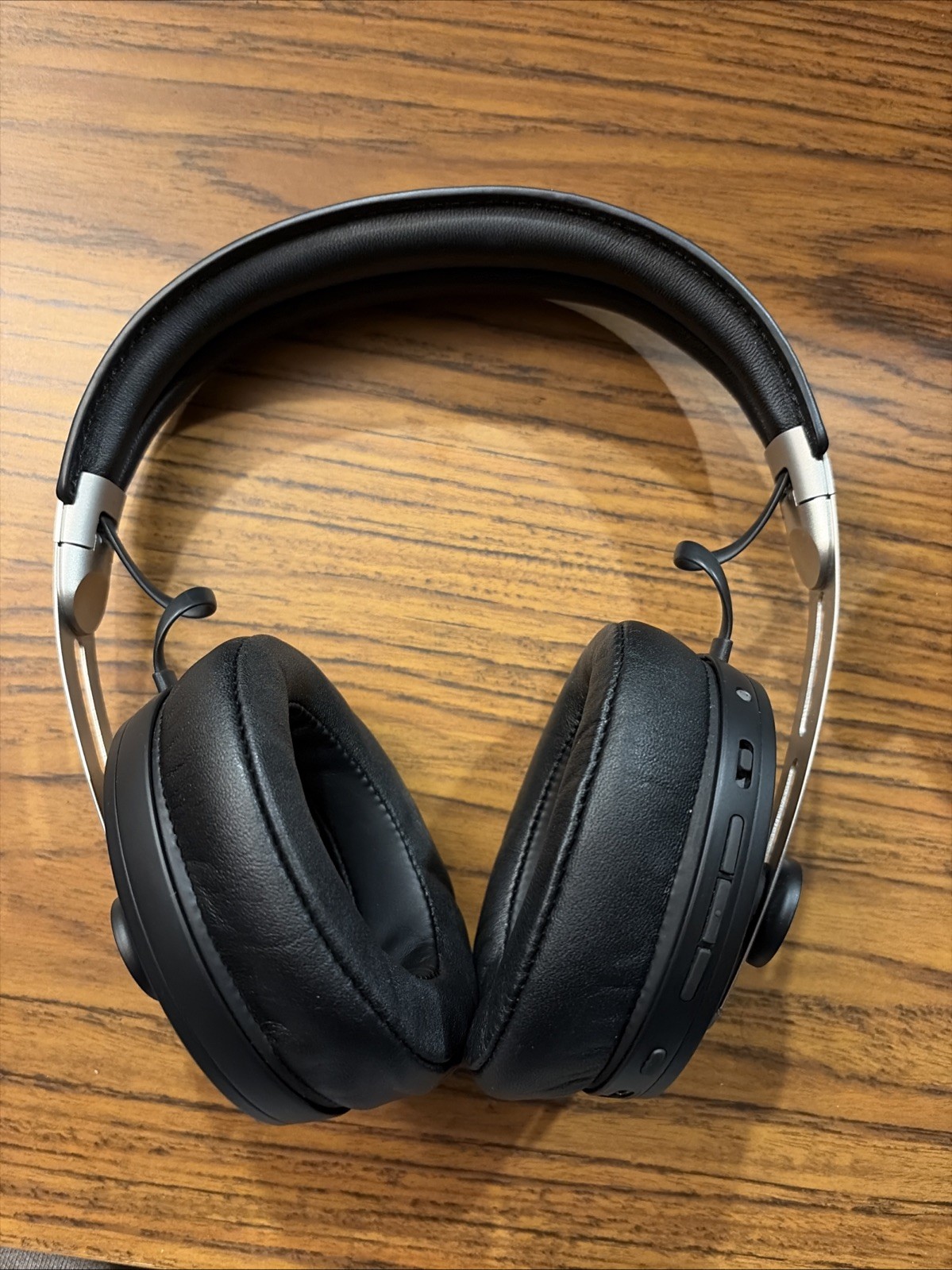 Sennheiser Momentum Wireless Headphones Black Model M3AEBTXL Good Condition